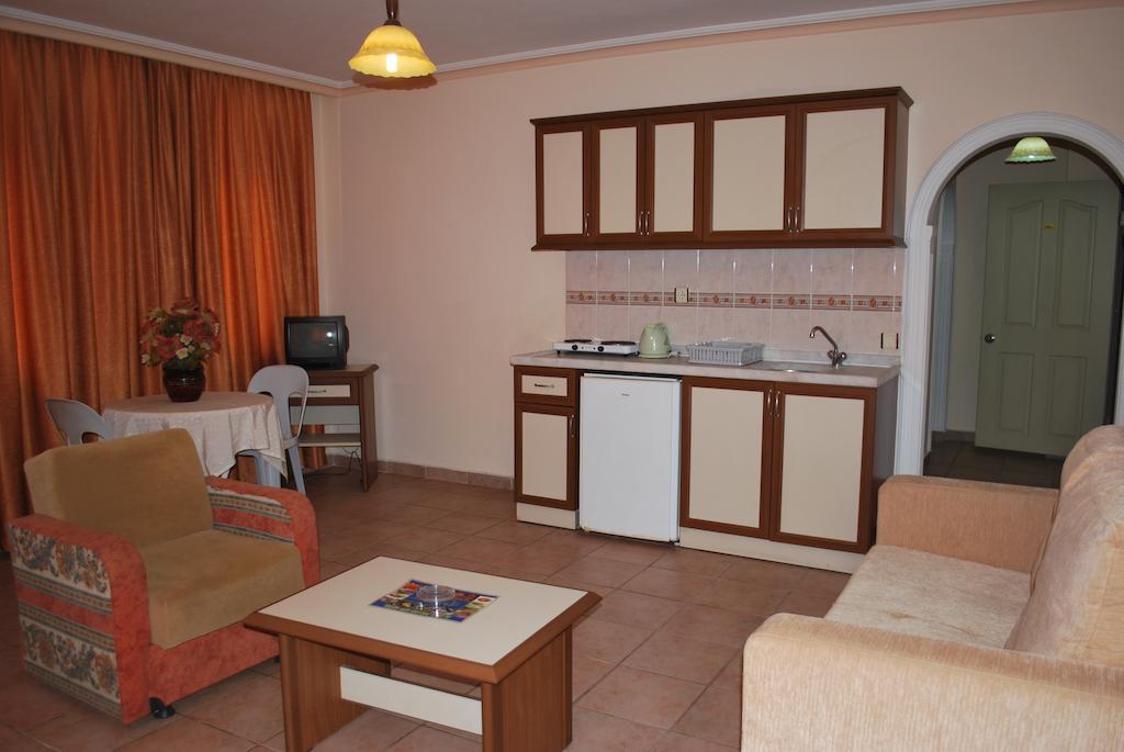 Hotel apartamentowy Dreams 2*
